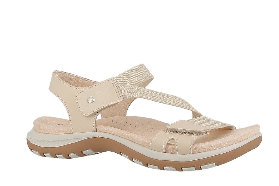 Axelda footwear