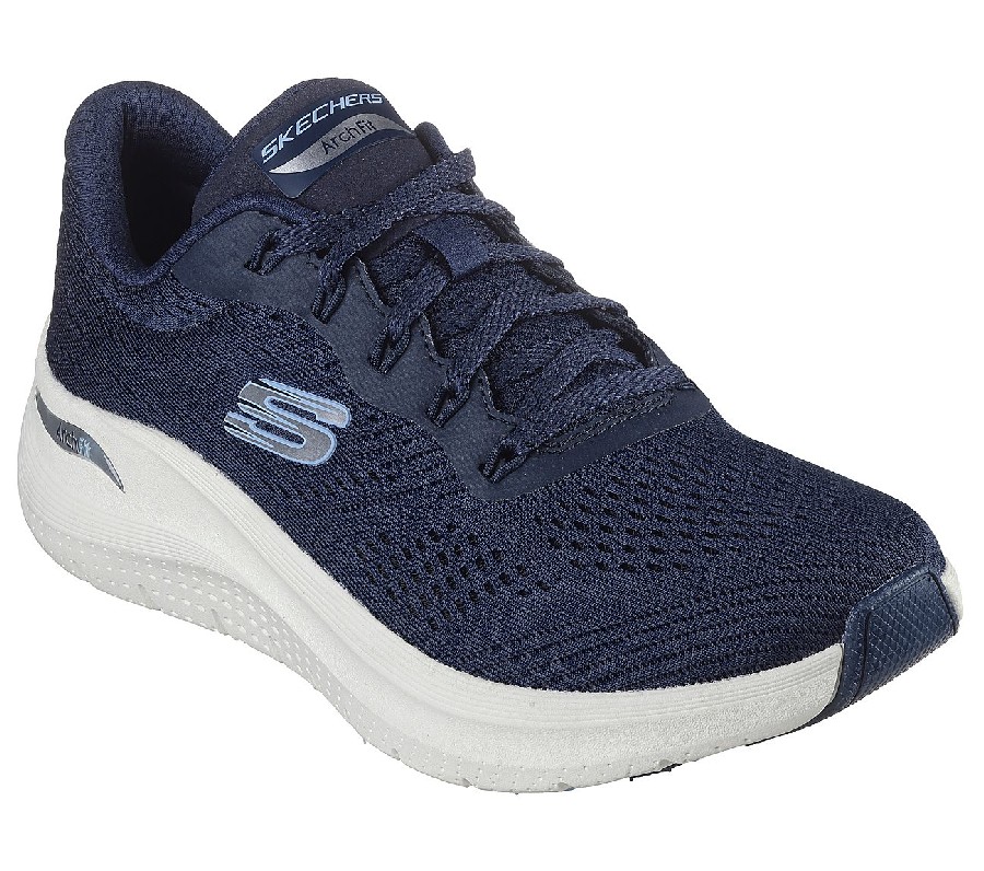 Skechers