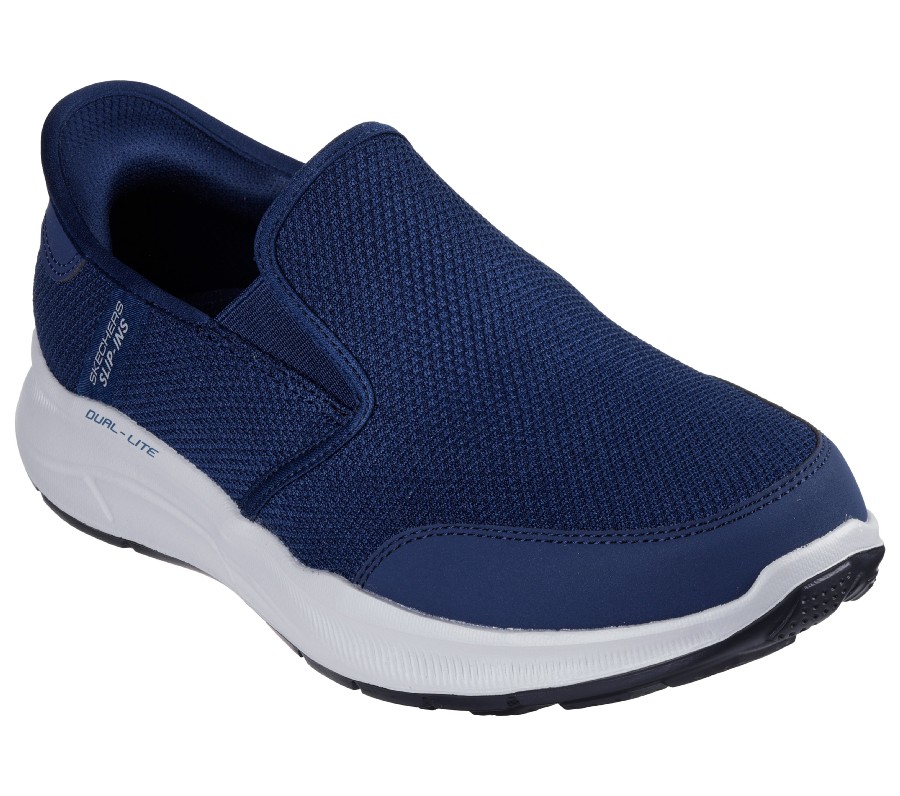 SKECHERS